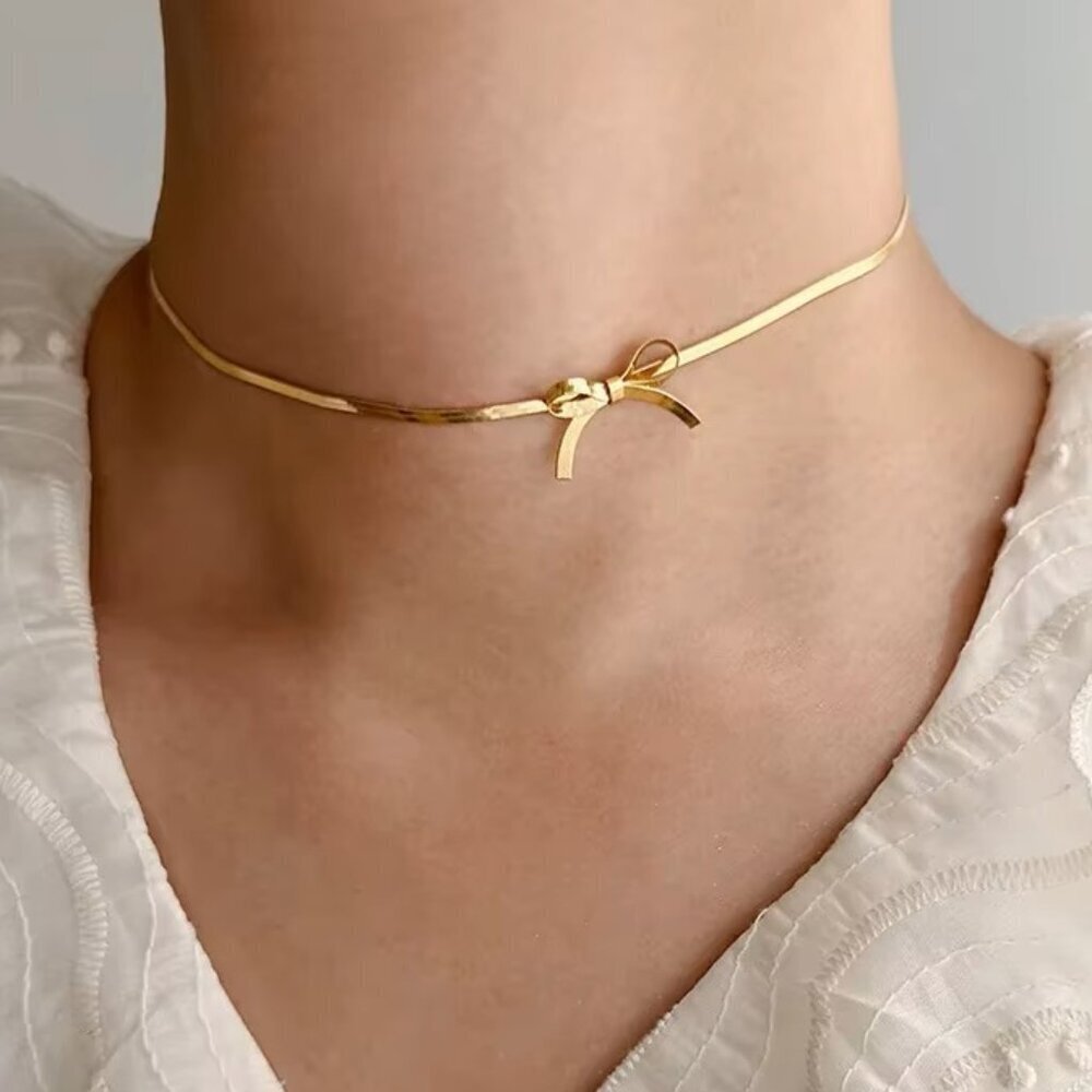 Minimalist Gold Bow Choker Necklace for Women